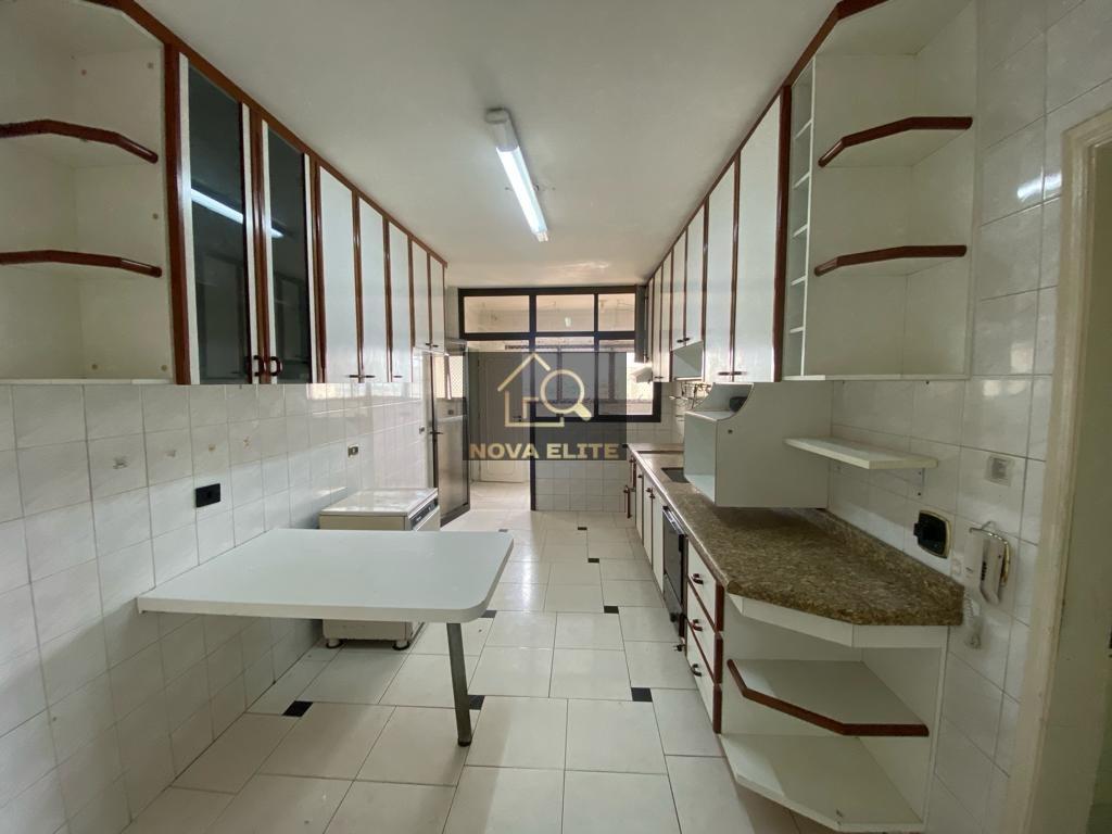 Apartamento, 3 quartos, 130 m² - Foto 1