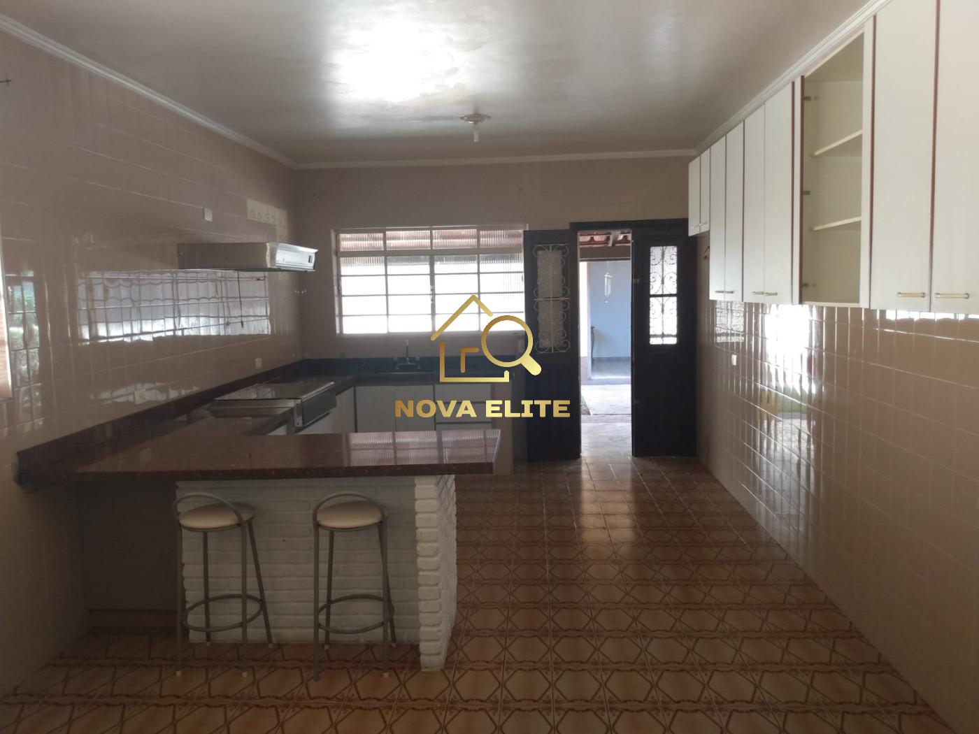 Chácara, 3 quartos, 890 m² - Foto 7